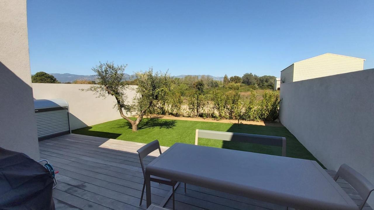Villa Home Holiday A Cala Rossa Lecci Εξωτερικό φωτογραφία